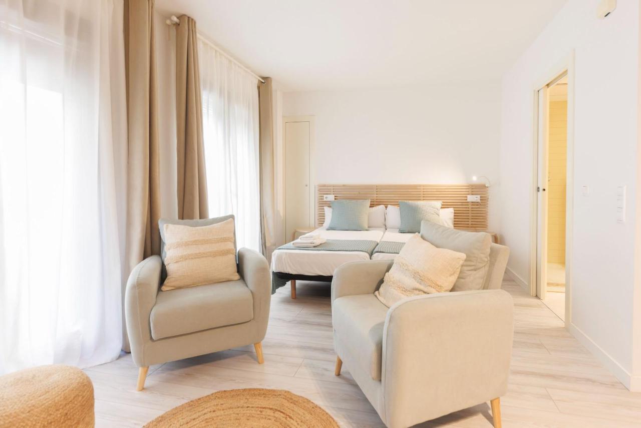 Bravissimo Placa Catalunya 1-2, Studio Apartment Gérone Extérieur photo