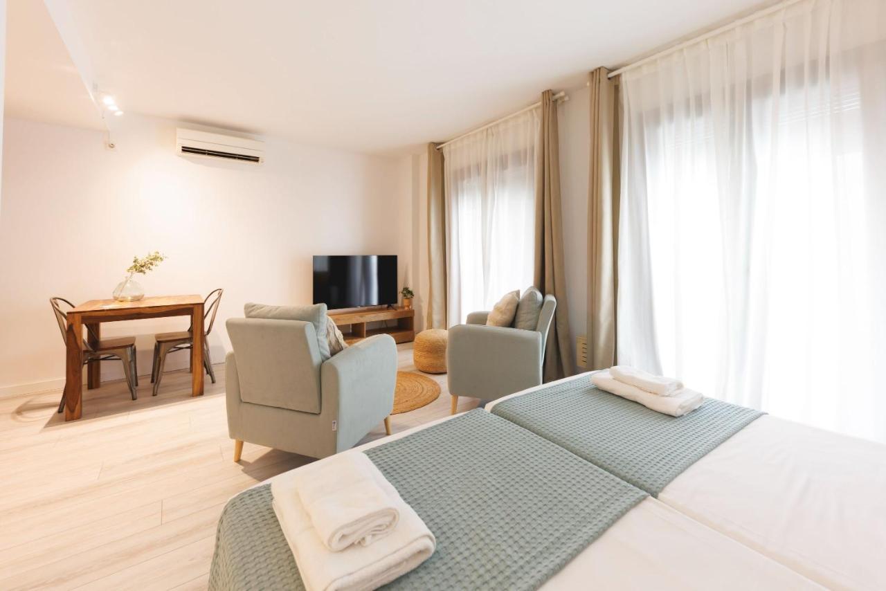 Bravissimo Placa Catalunya 1-2, Studio Apartment Gérone Extérieur photo