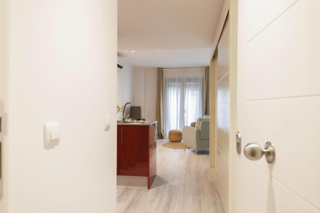Bravissimo Placa Catalunya 1-2, Studio Apartment Gérone Extérieur photo